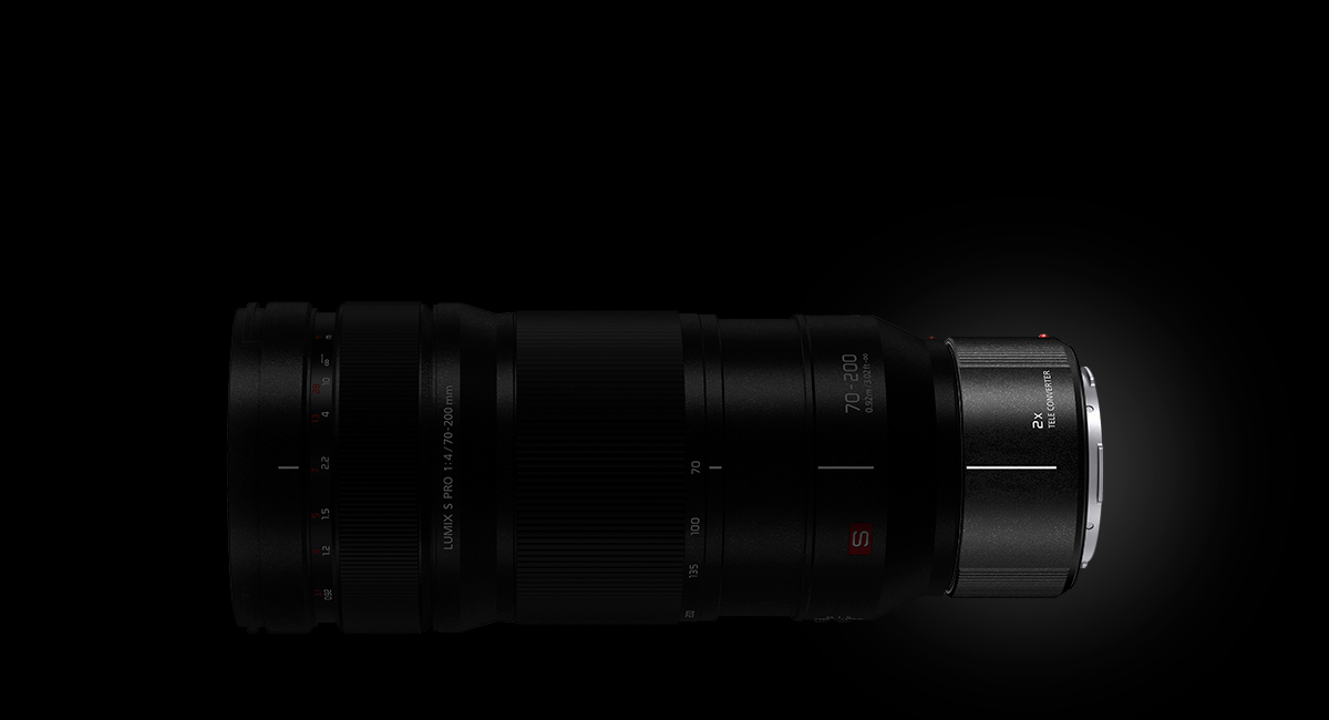 通过紧凑配置扩展拍摄范围 通过紧凑配置扩展拍摄范围