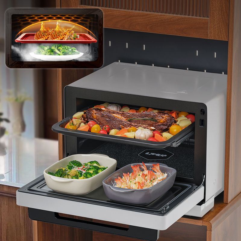 上烤、下蒸复合烹饪一次同出,强势味道也不串 上烤、下蒸复合烹饪一次同出,强势味道也不串