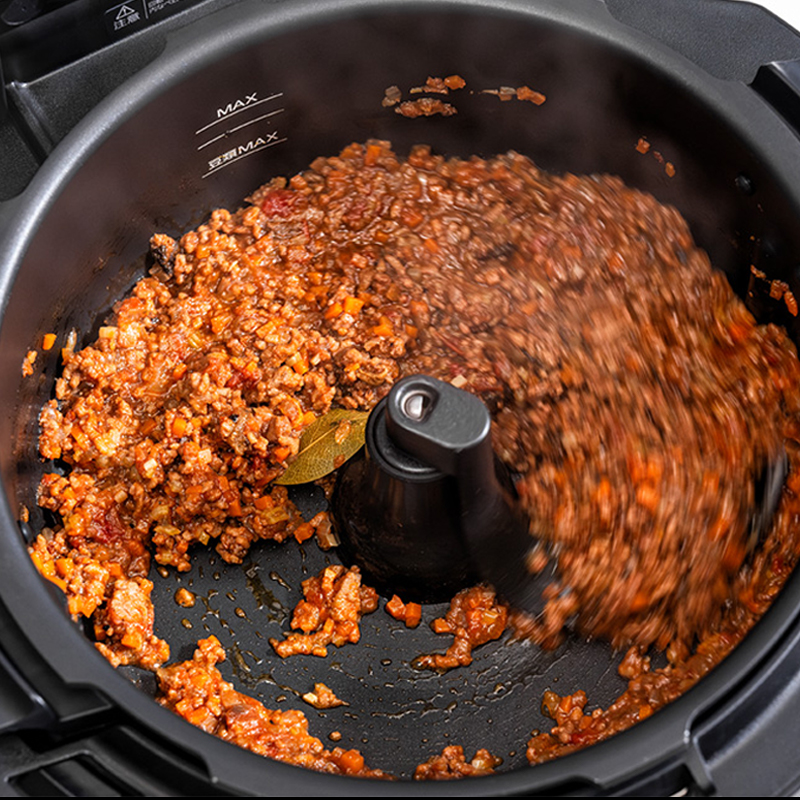 微搅拌，炖煮收汁